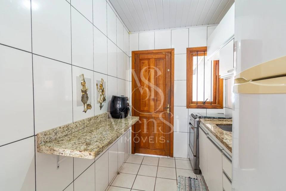 Casa 2 dormitórios - Cachoeirinha