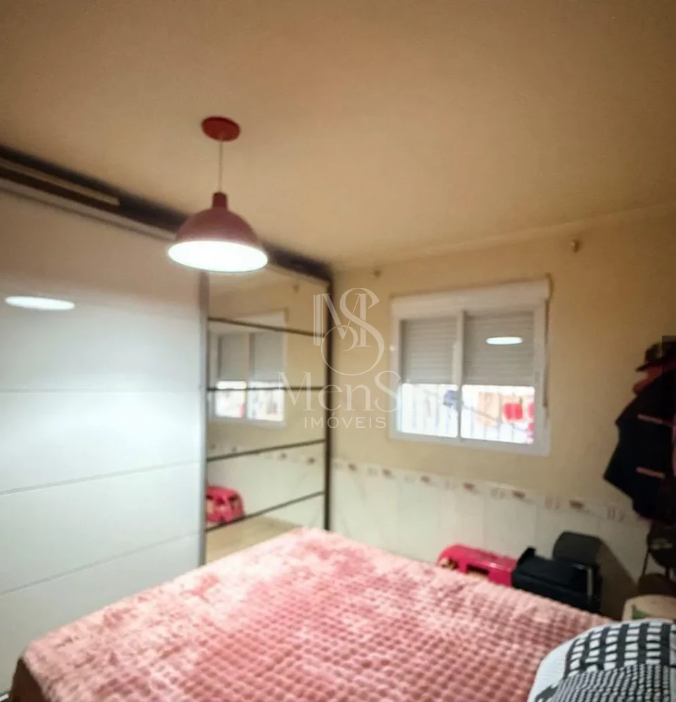 Casa 4 dormitórios - Cachoeirinha