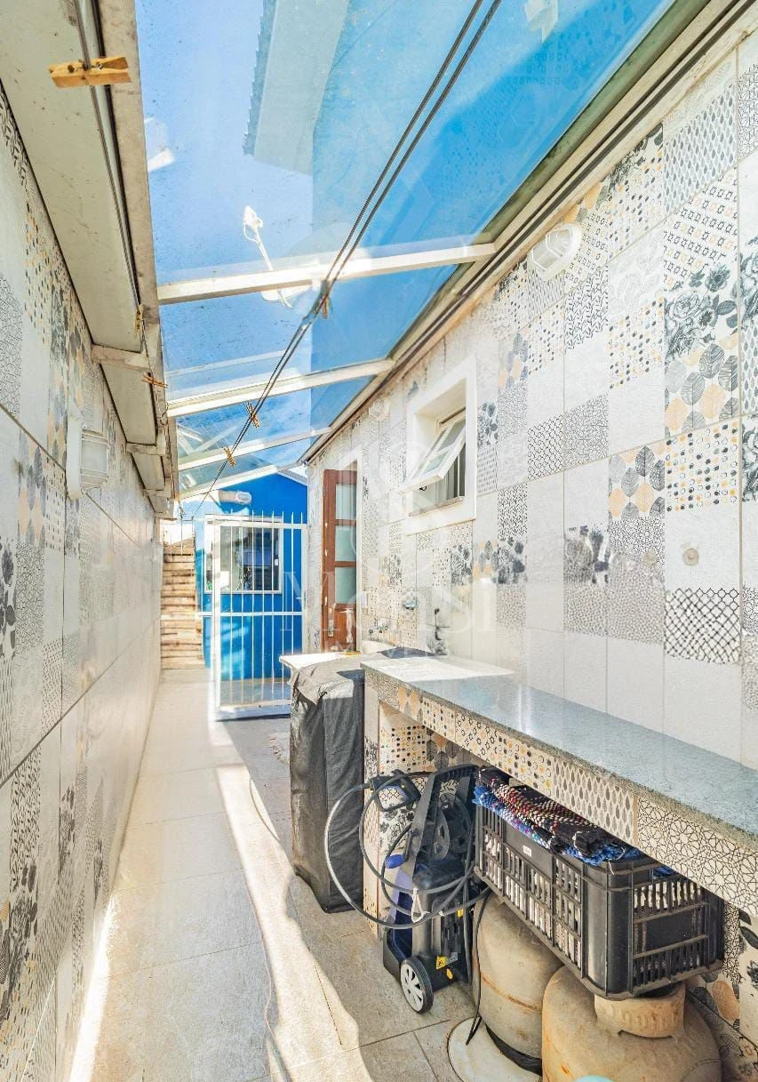 Sobrado 3 dormitórios - Cachoeirinha