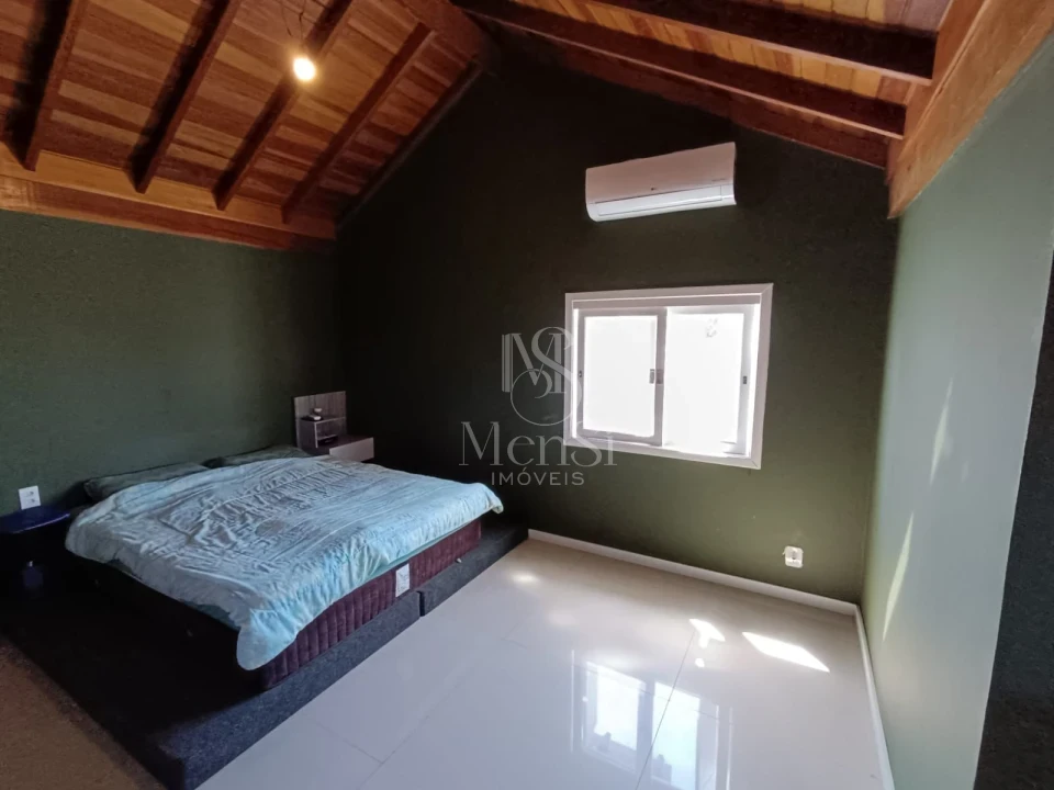 Casa 3 dormitórios - Cachoeirinha