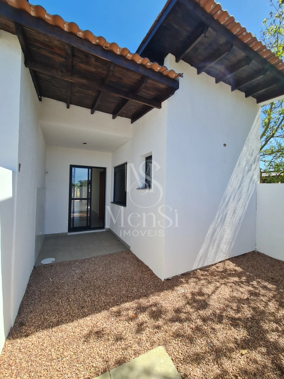 Casa 3 dormitórios sendo uma suite - Gravatai