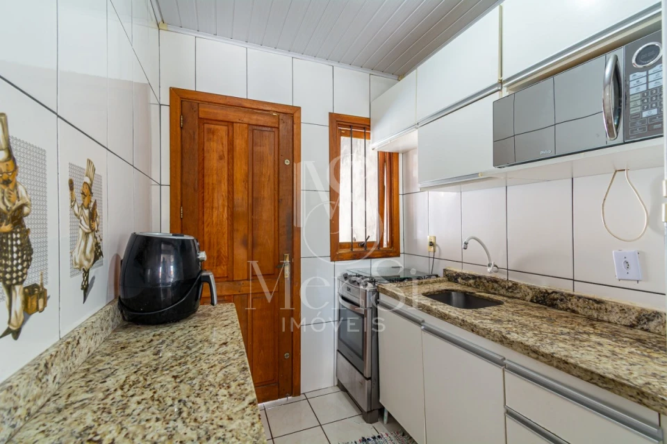 Casa 2 dormitórios - Cachoeirinha