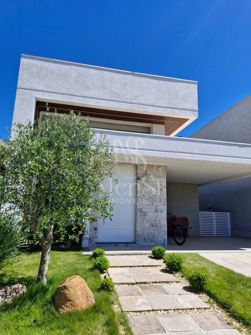 Casa em condomínio- Gravataí