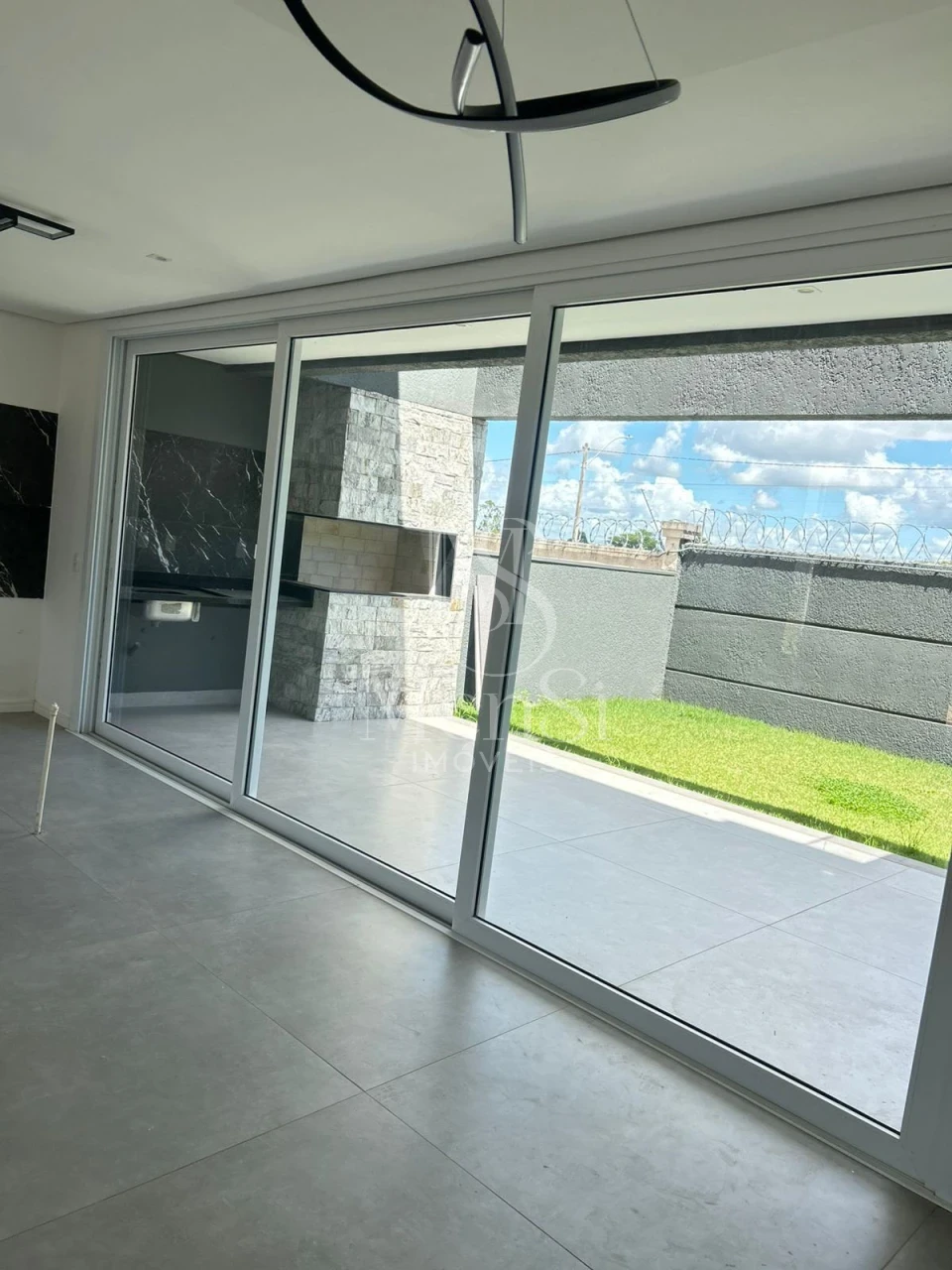 Casa em condomínio- Gravataí