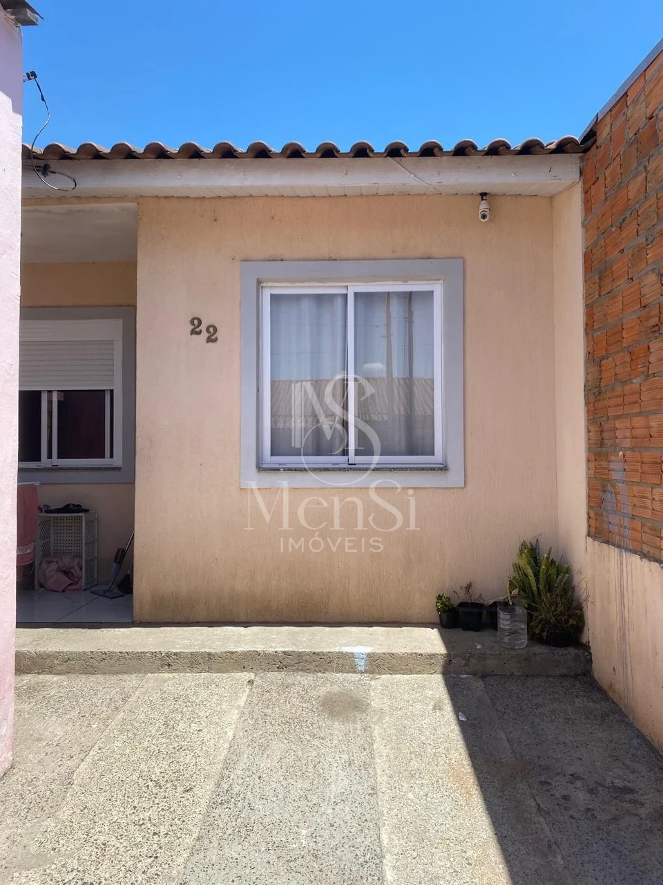 Casa 2 dormitórios - Cachoeirinha