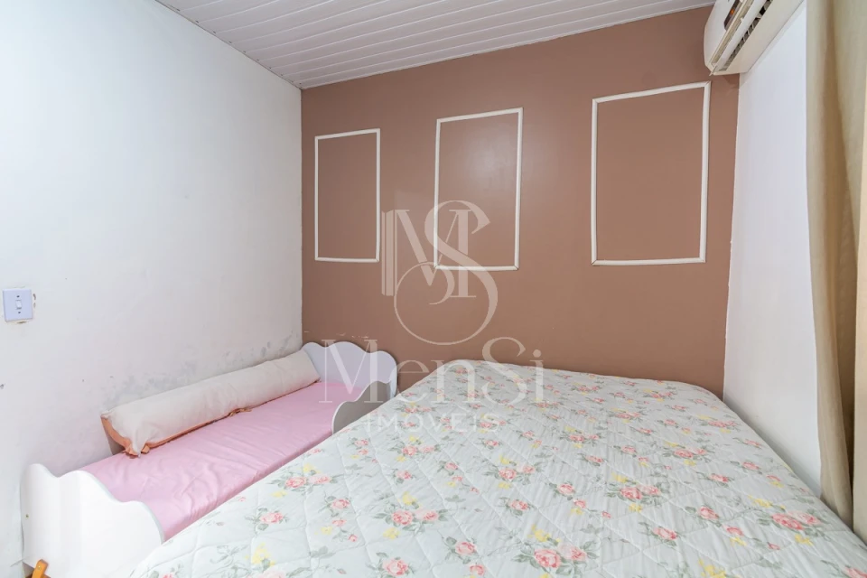 Casa 2 dormitórios - Cachoeirinha