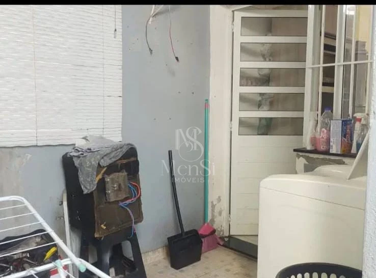 Casa 2 dormitórios - Cachoeirinha