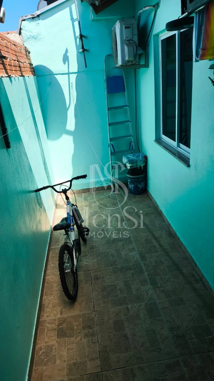 Casa 2 dormitórios - Cachoeirinha