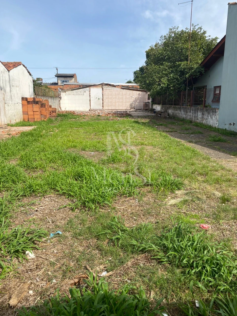 Terreno 10X30