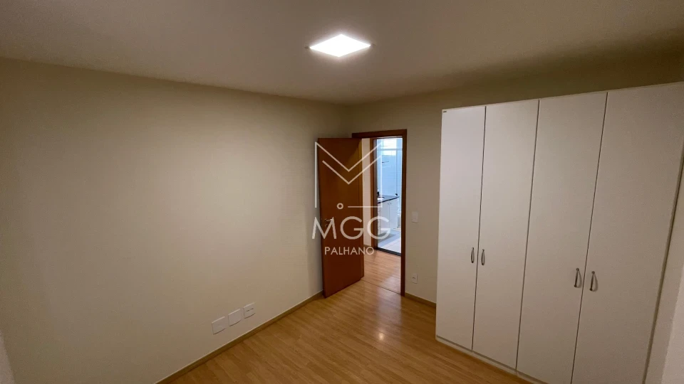 APARTAMENTO EDIFÍCIO SOLAR RIVERA