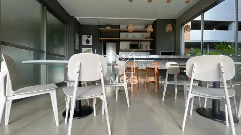 APARTAMENTO EDIFÍCIO CARMEL