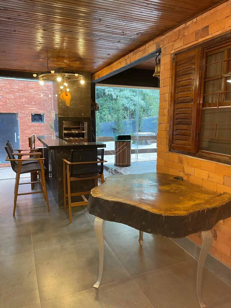 Haras próximo a pista em rolândia