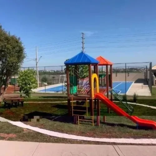 TERRENO CONDOMÍNIO GOLDEN PARK 2