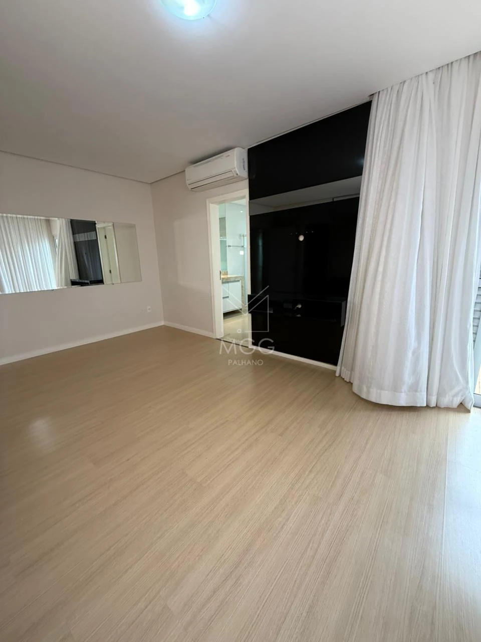 Condomínio Royal Tennis