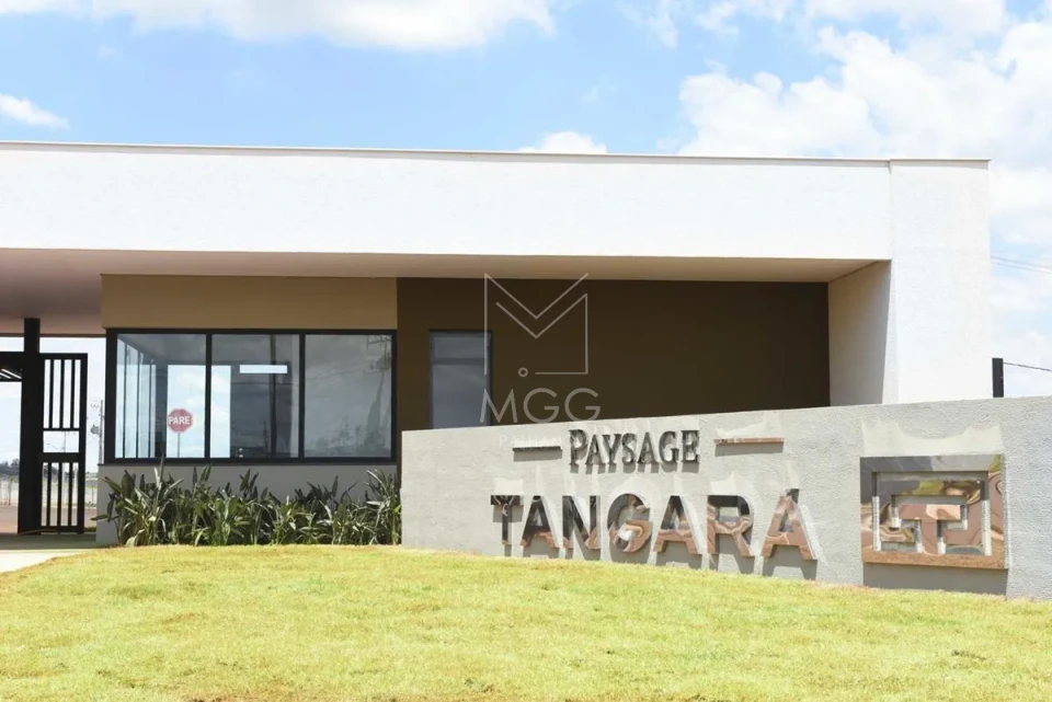 TERRENO CONDOMÍNIO TANGARÁ TAUÁ
