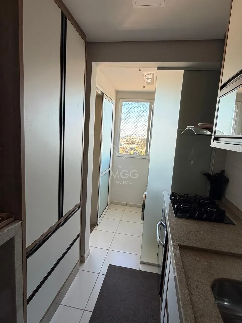 APARTAMENTO EDIFÍCIO TORRES INGLATERRA