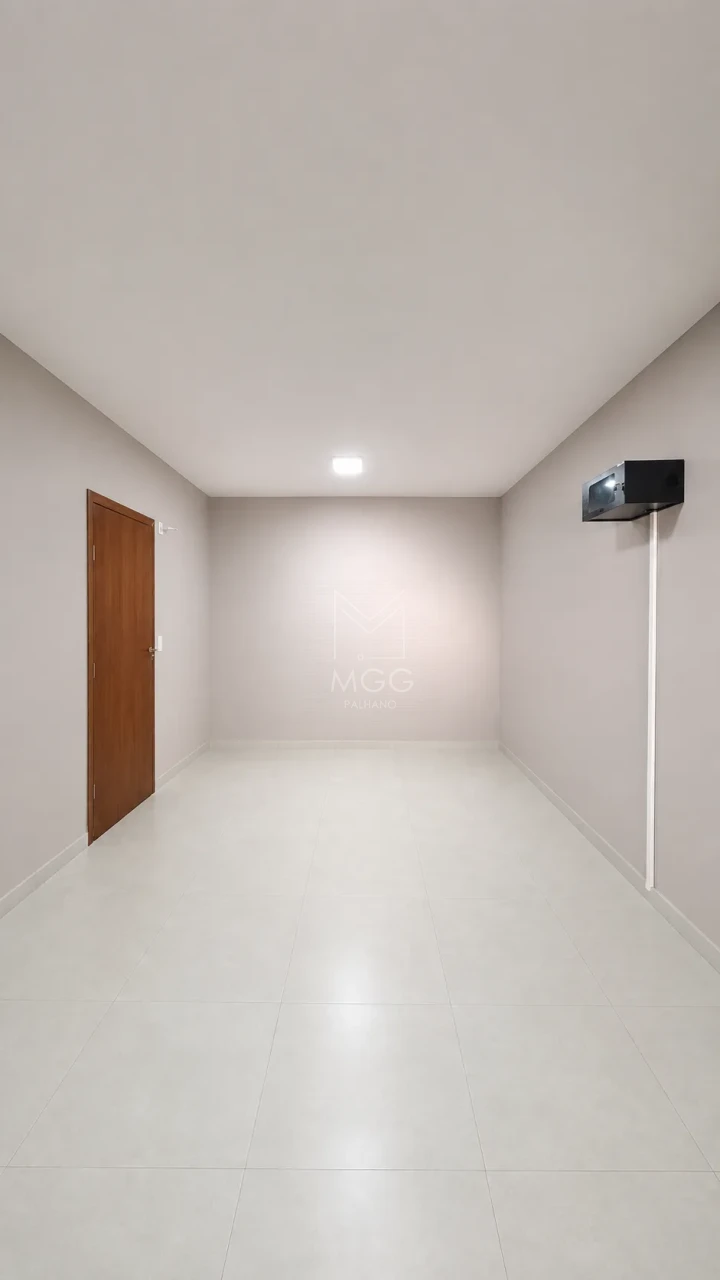 PRÉDIO COMERCIAL