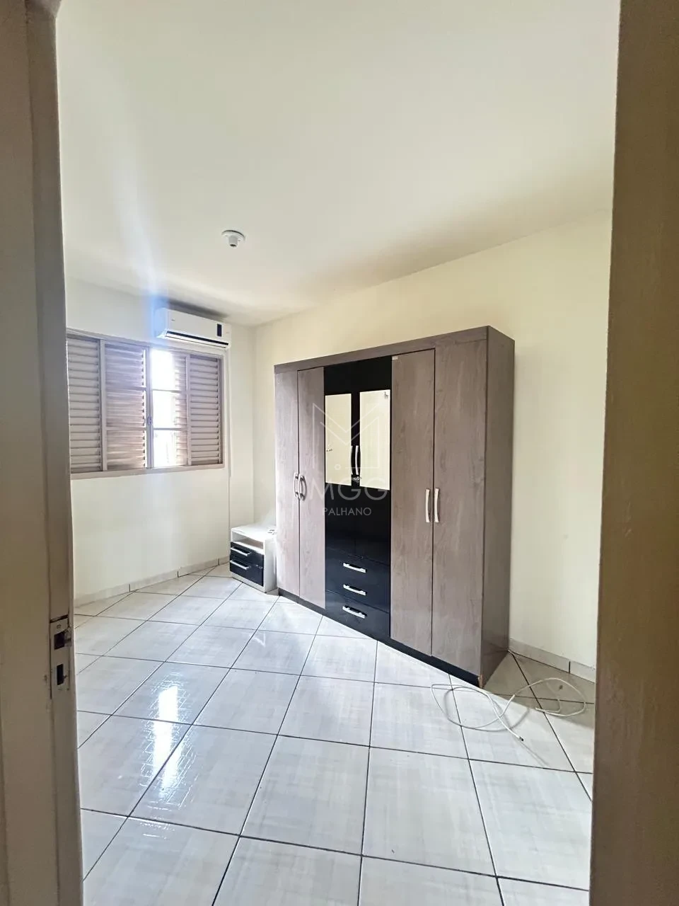 APARTAMENTO EDIFÍCIO CAVIÚNA