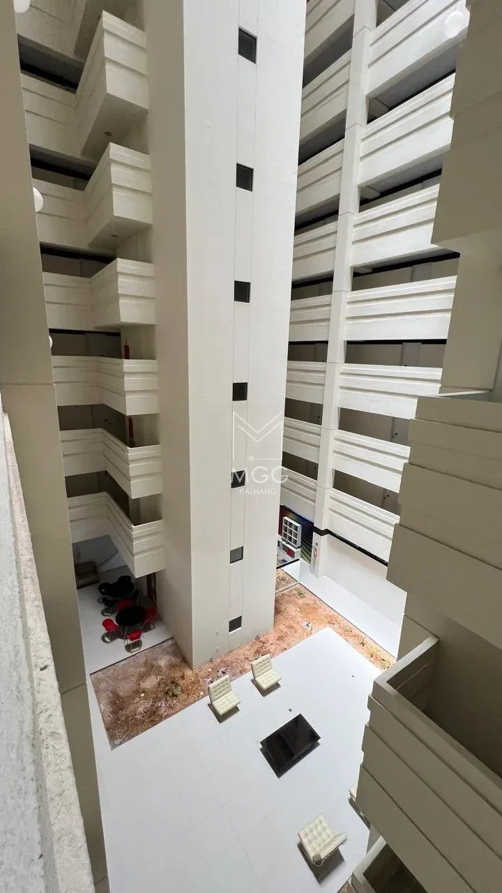 APARTAMENTO EDIFÍCIO JARDIM DE ESTER