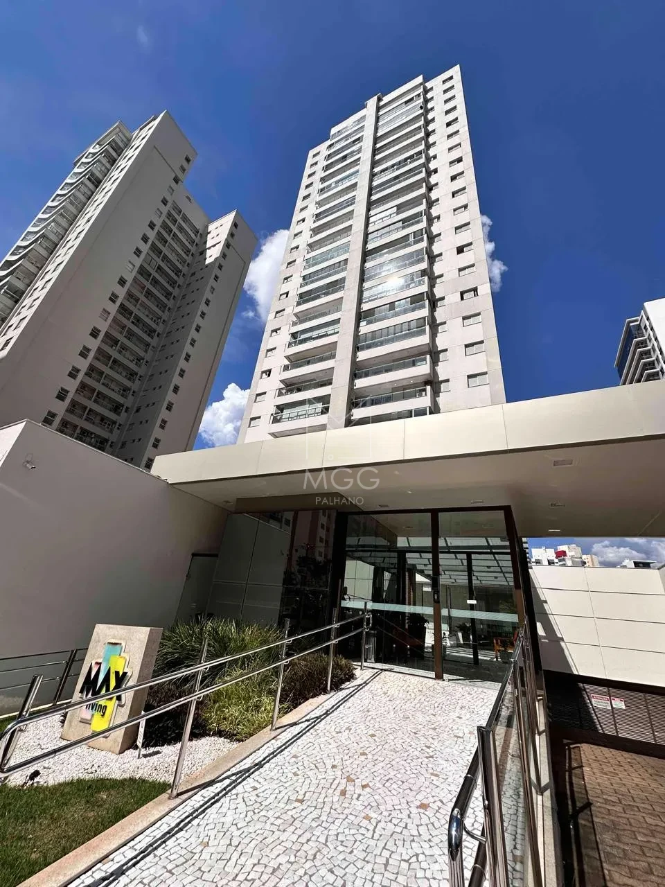 APARTAMENTO CONDOMÍNIO MAX LIVING