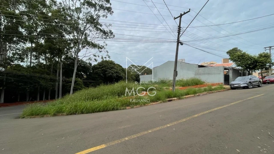 TERRENO PRÓXIMO AV. MARINGÁ