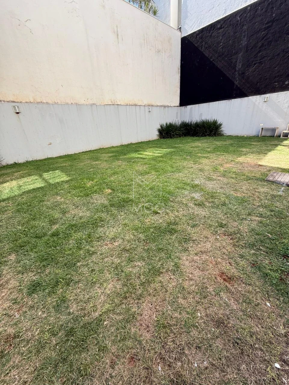 SOBRADO LOCAÇÃO CONDOMINIO ROYAL FOREST