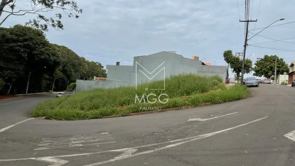 TERRENO PRÓXIMO AV. MARINGÁ