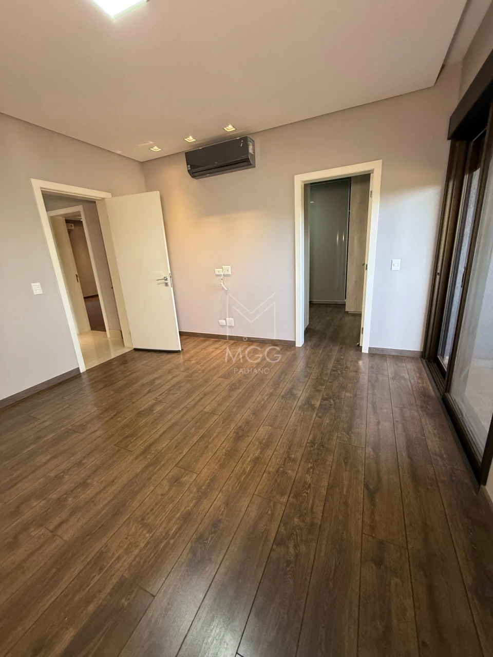 Condomínio Royal Park