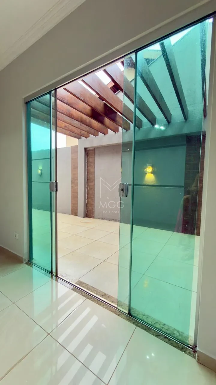 CASA À VENDA EM CAMBÉ