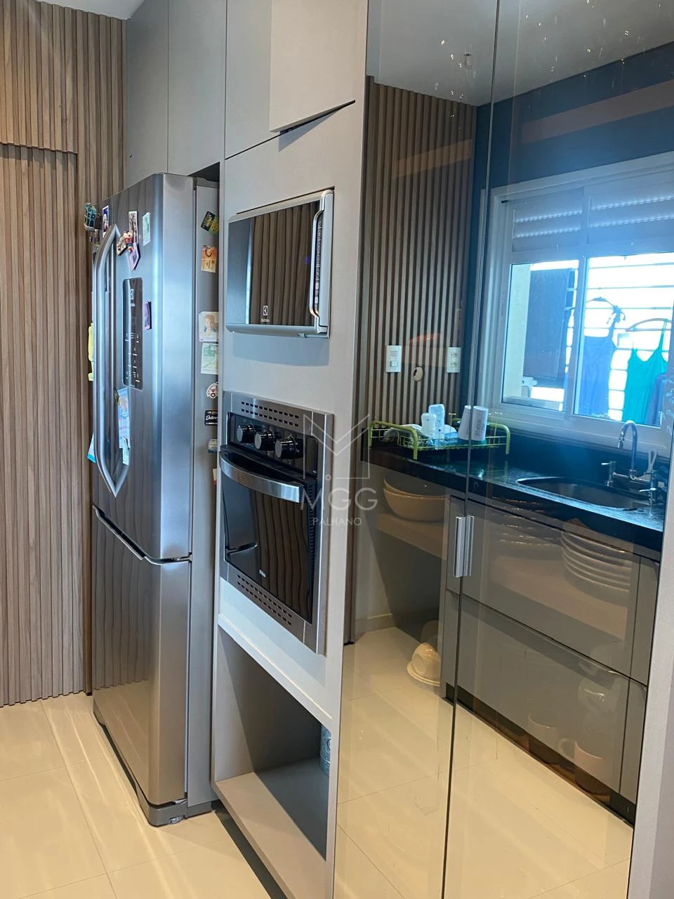 APARTAMENTO EDIFÍCIO ELÉGANCE