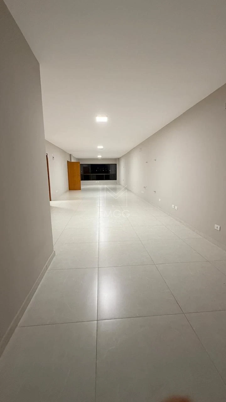 PRÉDIO COMERCIAL