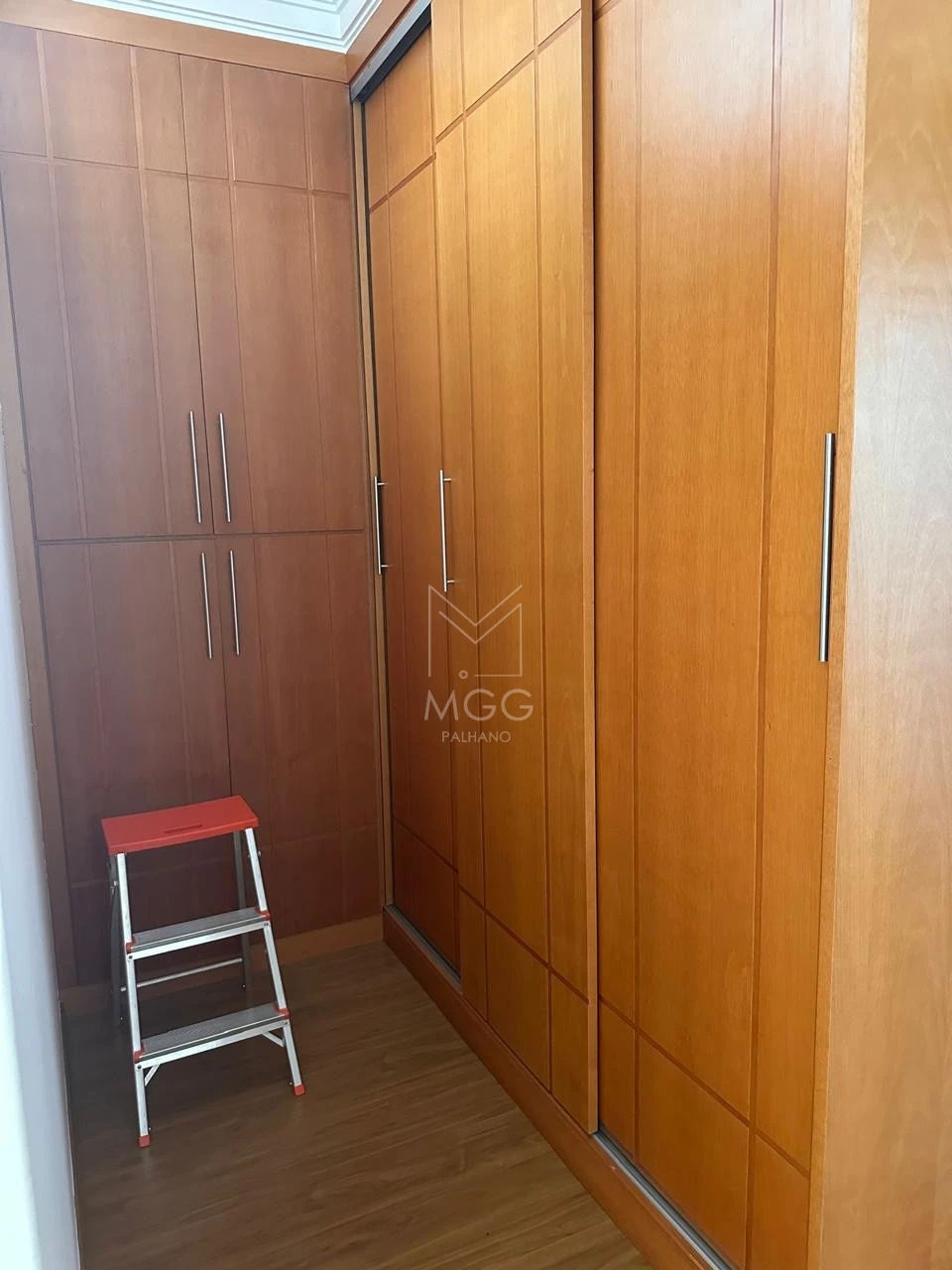 Casa em condomínio Alphaville Jacarandás