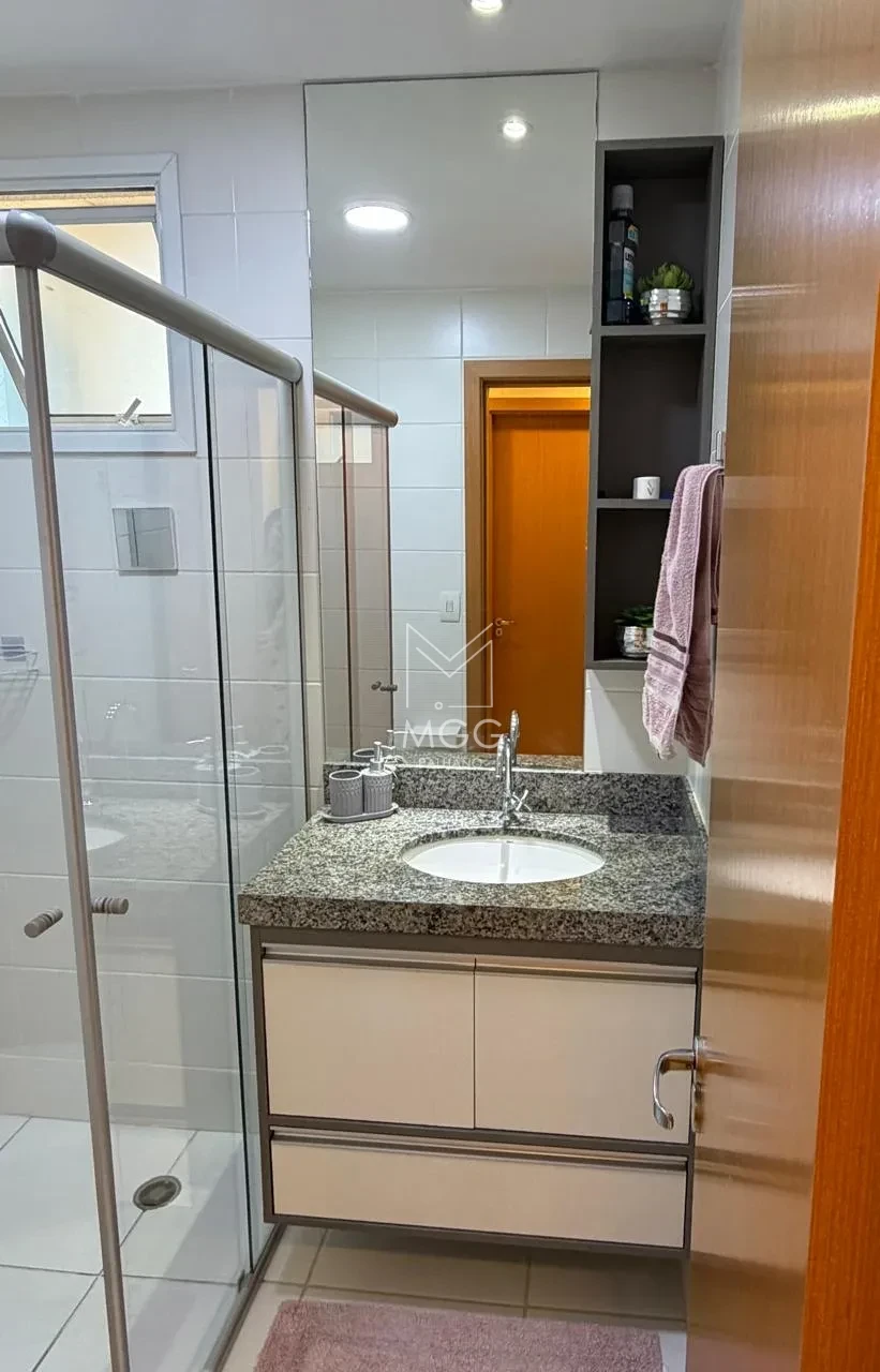 APARTAMENTO EDIFÍCIO TORRES INGLATERRA