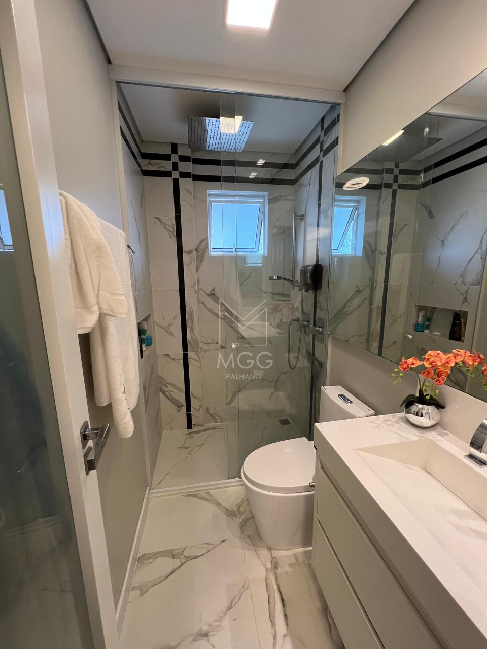 APARTAMENTO EDIFÍCIO ATMOS BEACH