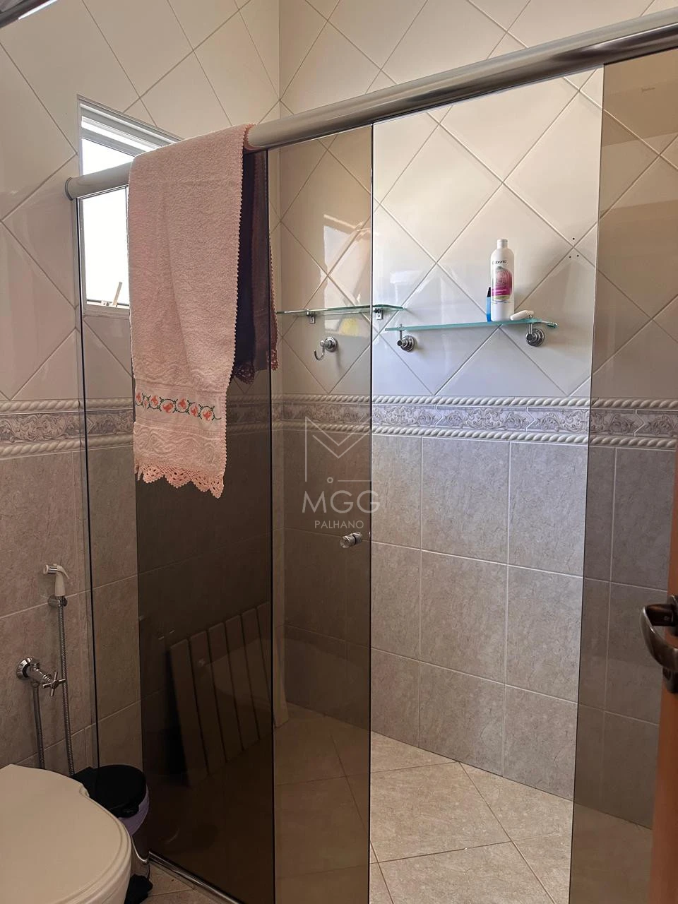 Casa em condomínio Alphaville Jacarandás