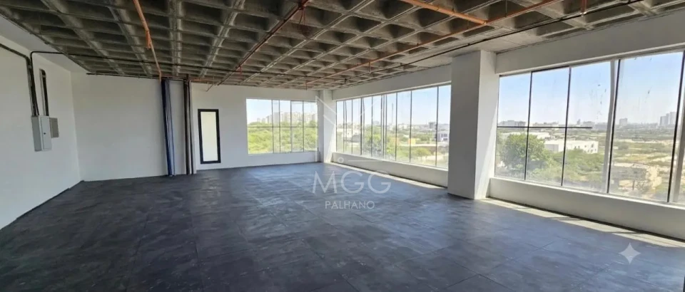 SALA COMERCIAL CATUAÍ CORPORATE