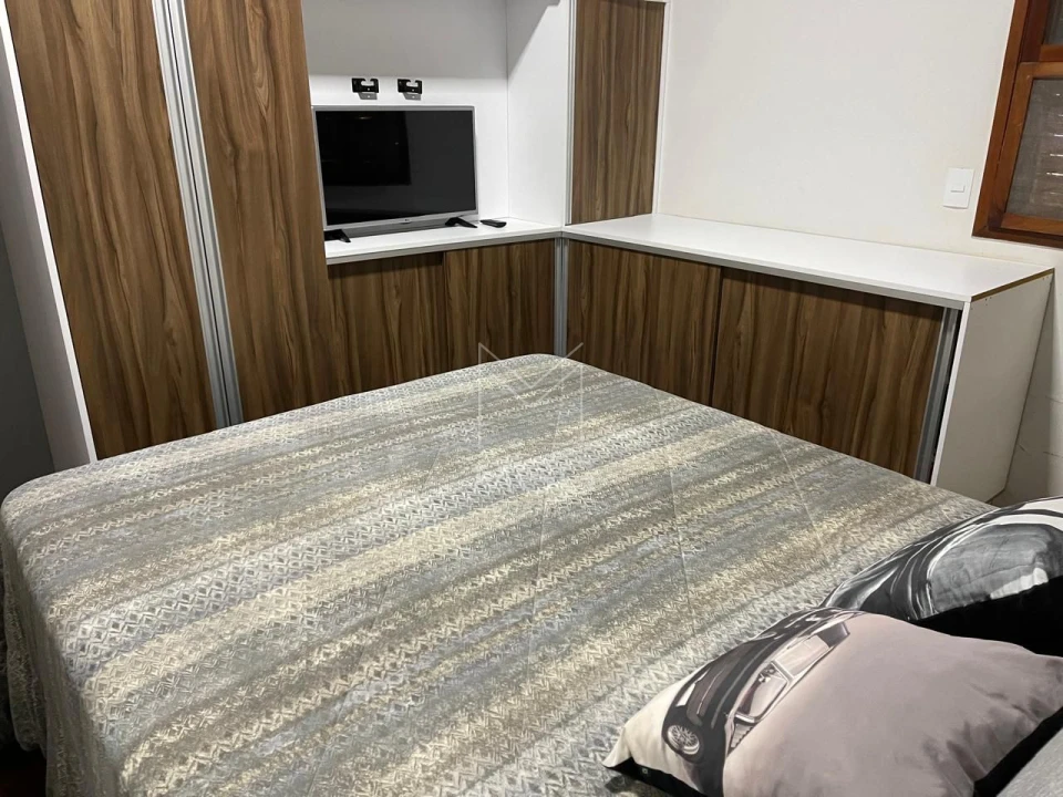 Haras próximo a pista em rolândia