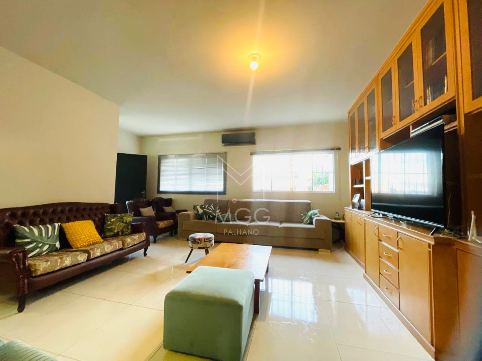 Sobrado Residencial - Comercial