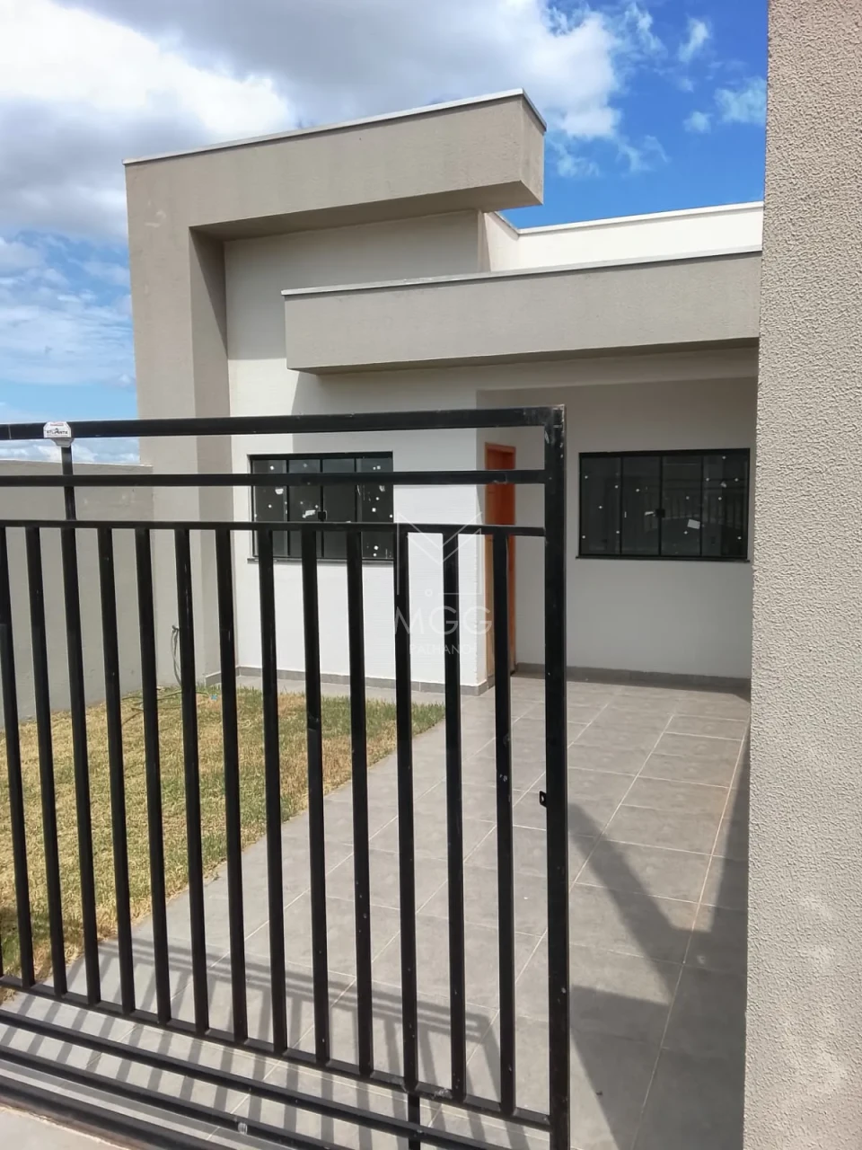CASA GEMINADA COLINAS