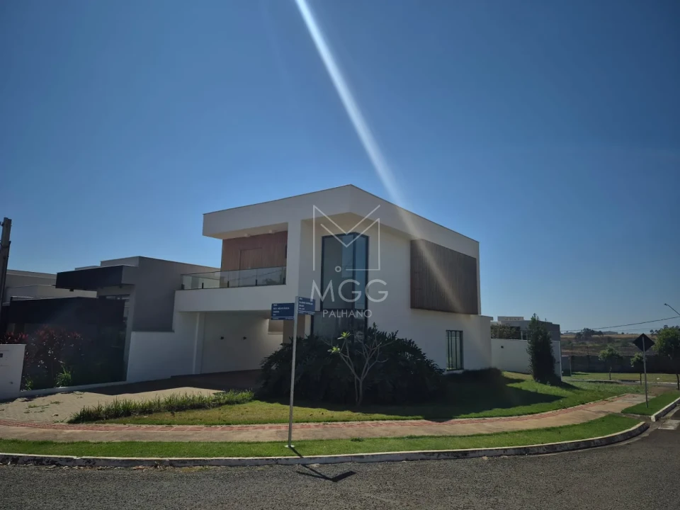 CASA A VENDA CONDOMÍNIO BELLA VITTÁ