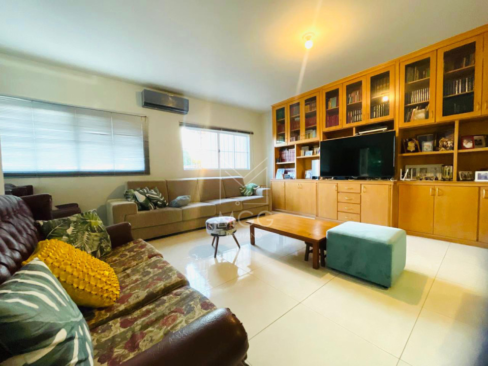 Sobrado Residencial - Comercial