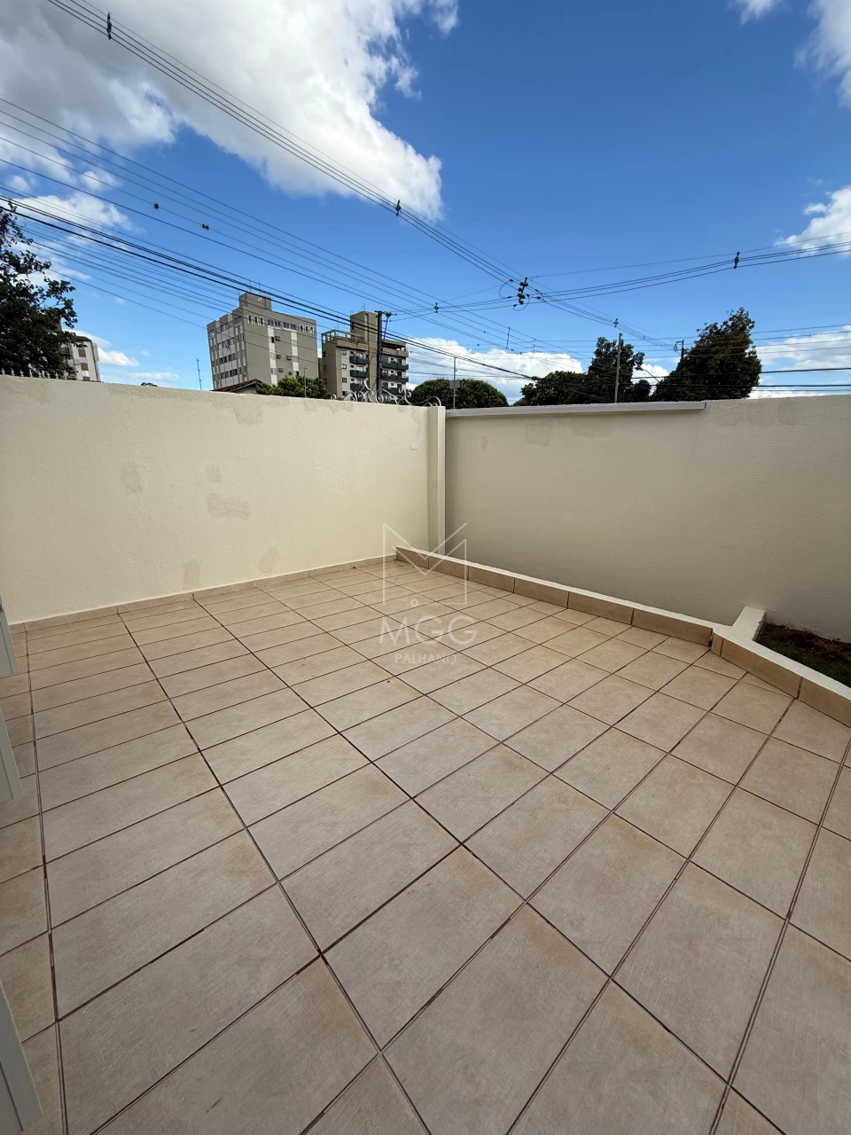 CASA COMERCIAL OU RESIDENCIAL RUA PARANAGUÁ