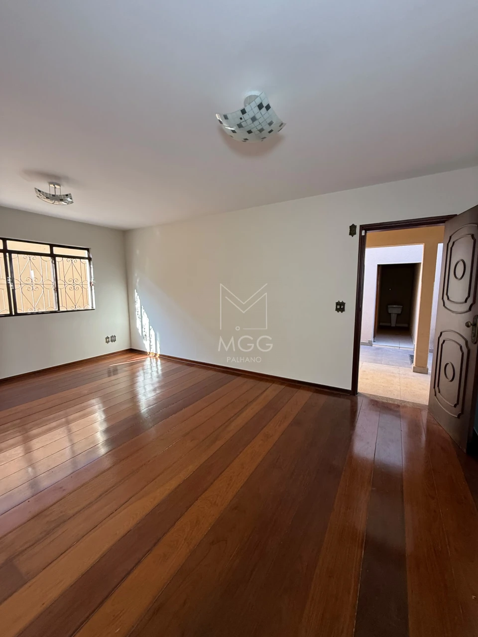 Casa na Rua Deputado Nilson Ribas, nº 1173