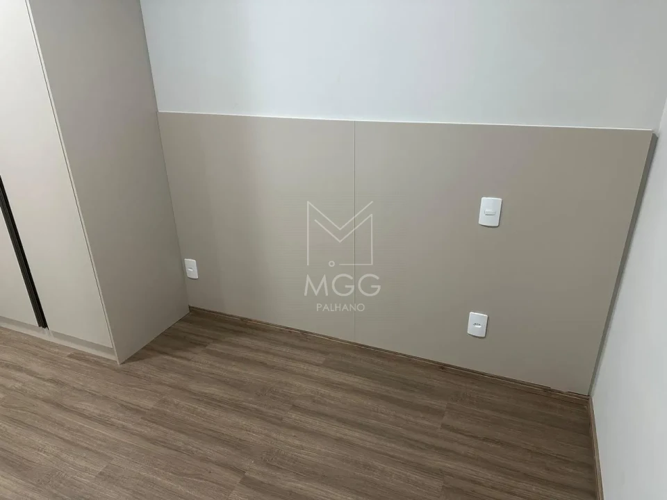 APARTAMENTO EDIFÍCIO CARMEL
