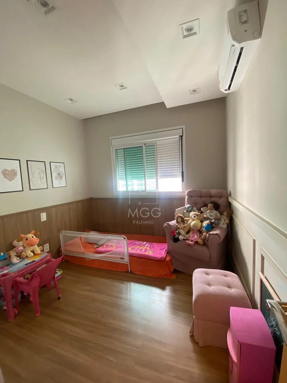 APARTAMENTO EDIFÍCIO ELÉGANCE
