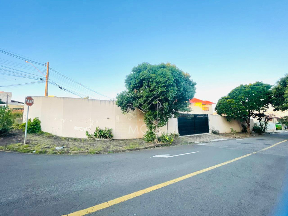 Sobrado Residencial - Comercial