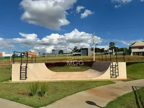 TERRENO CONDOMÍNIO GOLDEN PARK 2