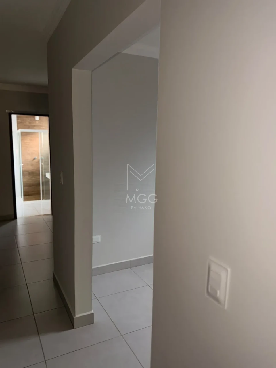 CASA JARDIM MILTON MENEZES - PRÓXIMO AV. ROBERT KOCH