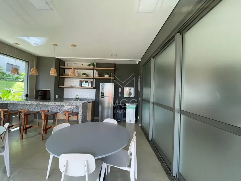 APARTAMENTO EDIFÍCIO CARMEL
