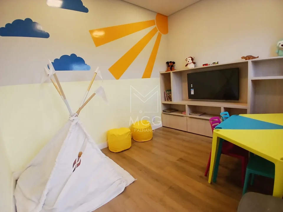 APARTAMENTO RESIDENCIAL EVER